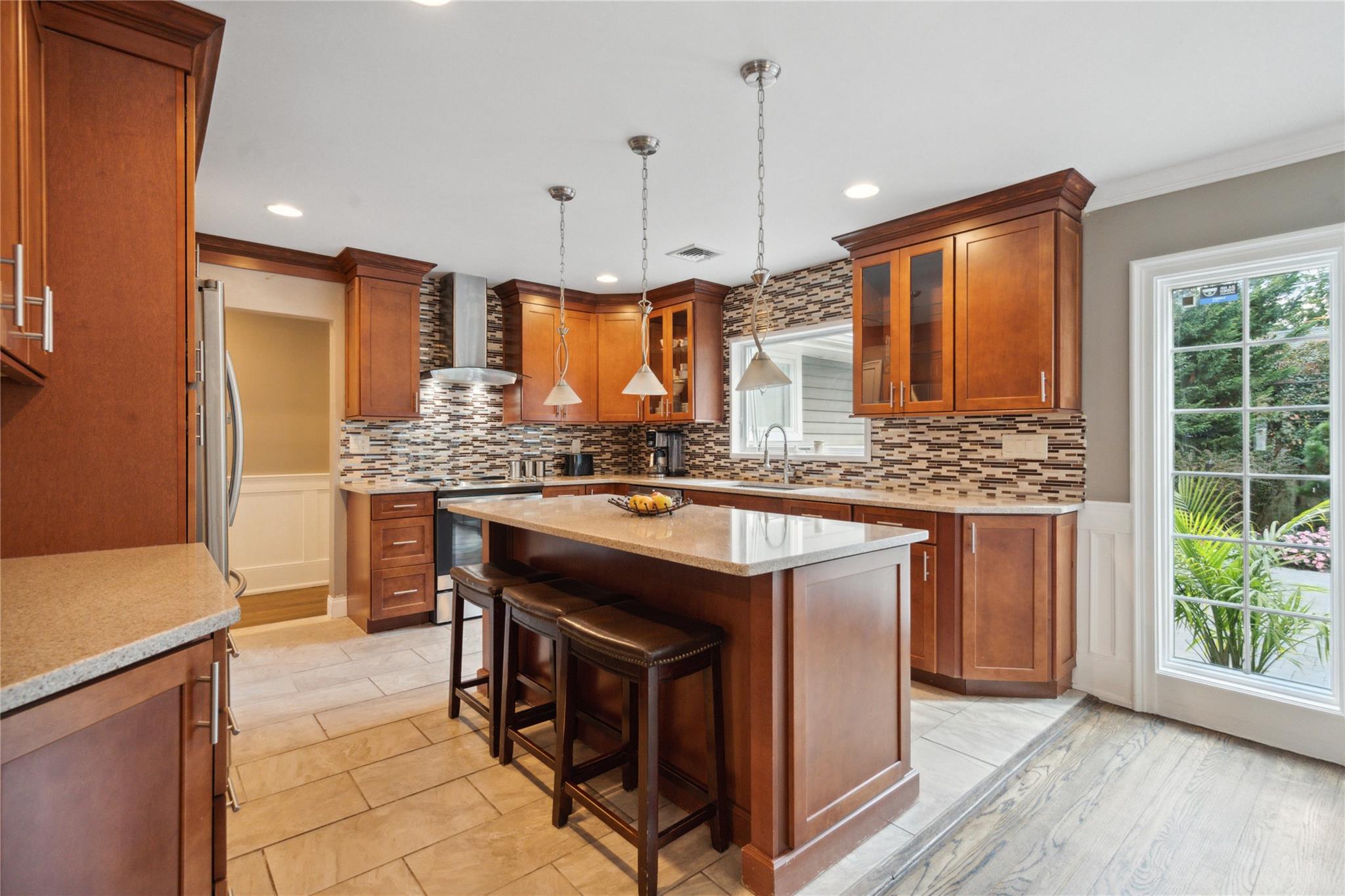 2126 Cayuga Drive, Merrick, New York image 10