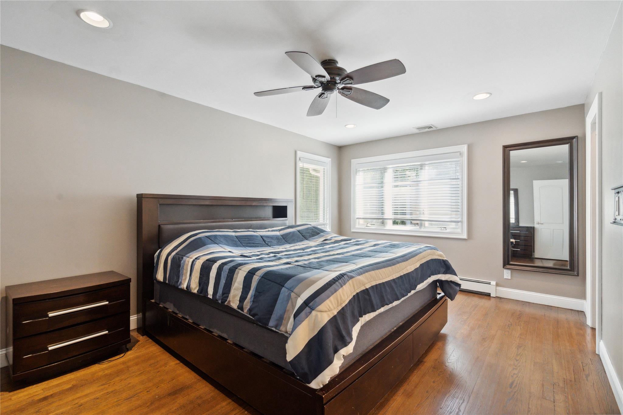 2126 Cayuga Drive, Merrick, New York image 16
