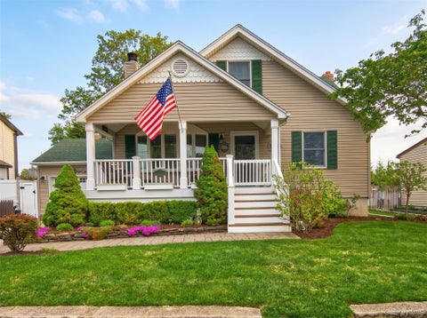 Homes For Sale - 242 N 5th Street<br/> Lindenhurst, NY 11757