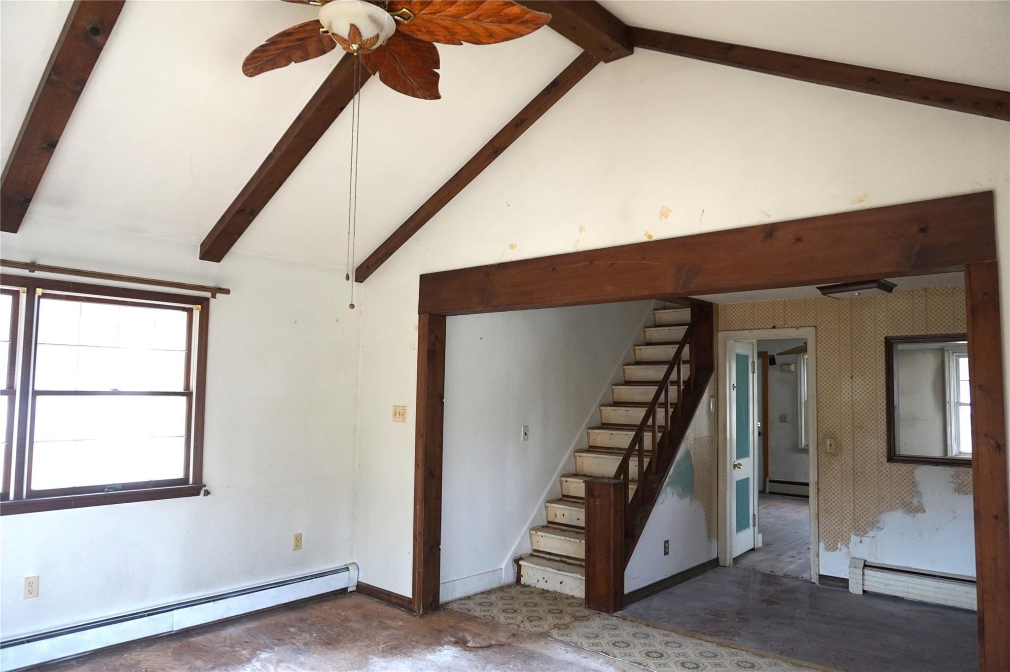 18 Crumwold Place, Hyde Park, New York image 7