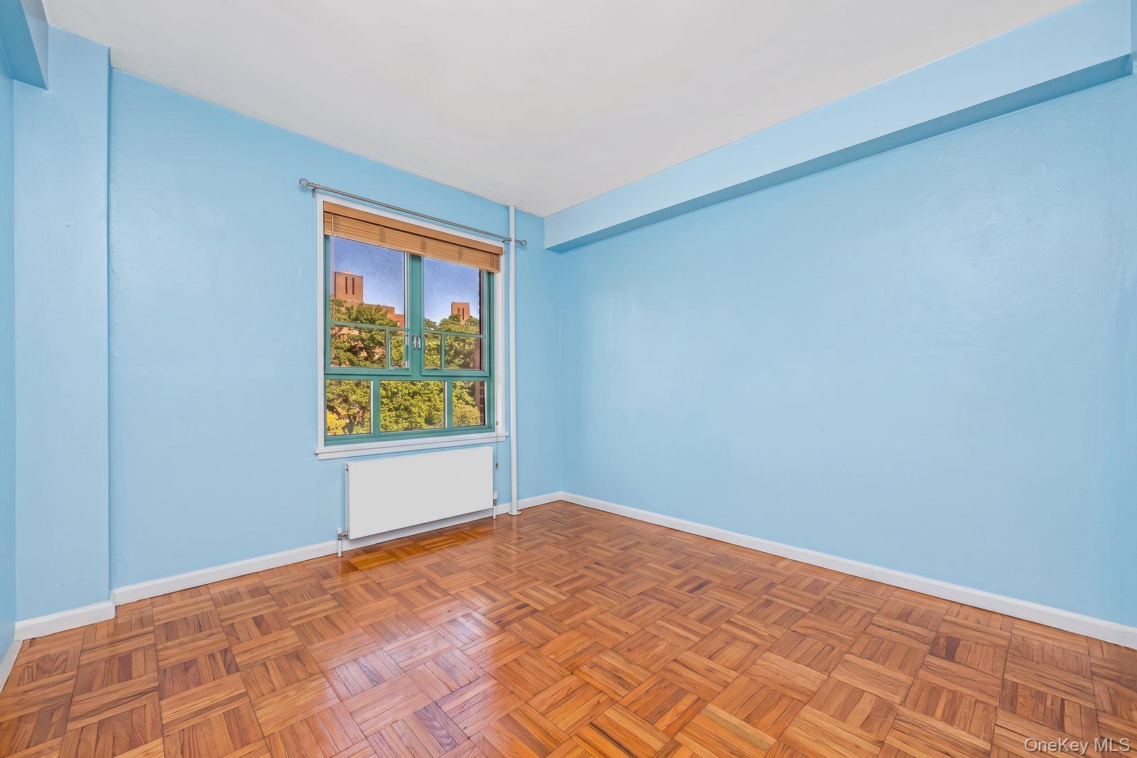 1560 Metropolitan Avenue 5B
