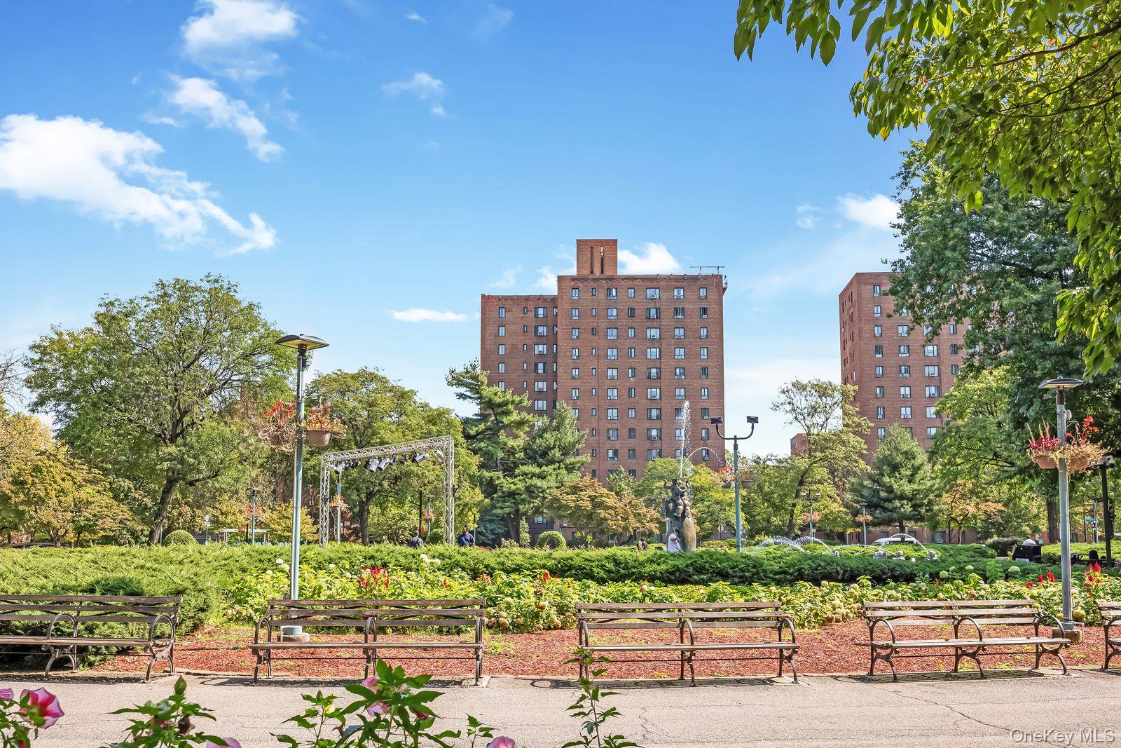 1560 Metropolitan Avenue 5B