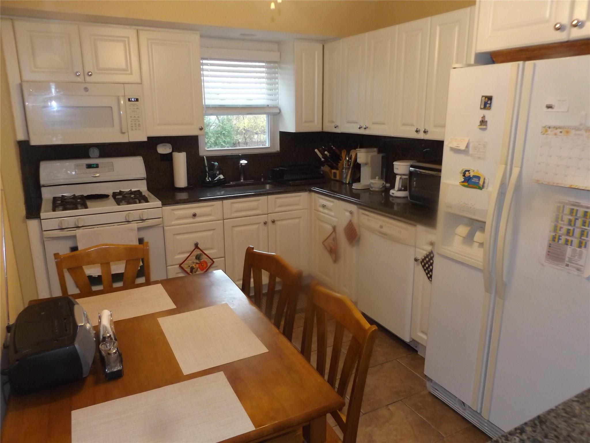 9 Balboa Drive, Kings Park, New York image 6