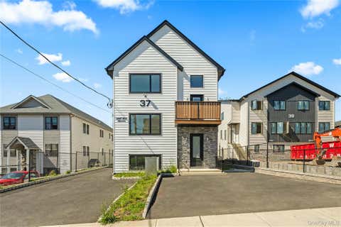 Condo For Sale - 37 Ewing Avenue #202<br/> Spring Valley, NY 10977