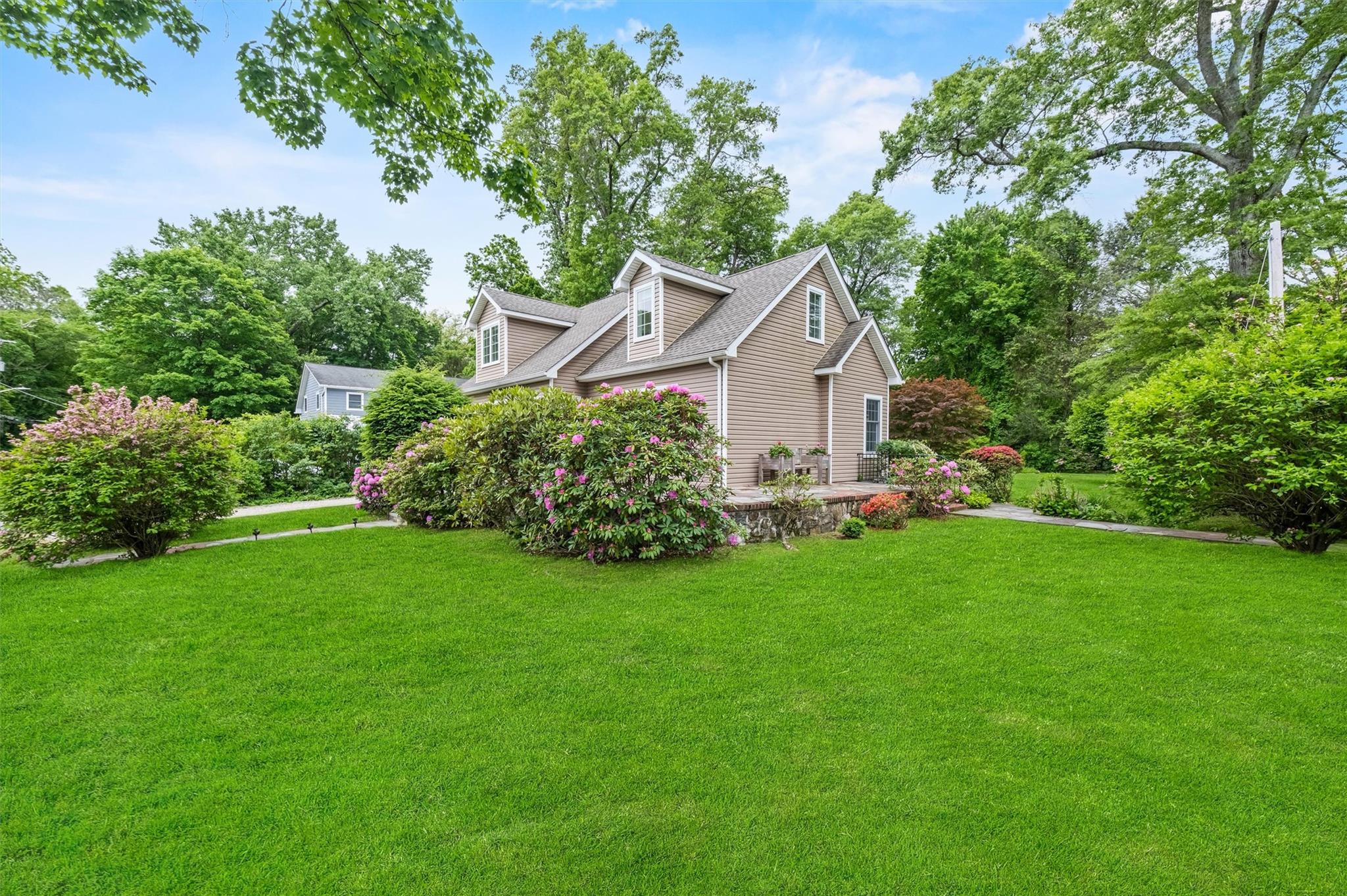 23 Brook Street, Putnam Valley, New York image 2