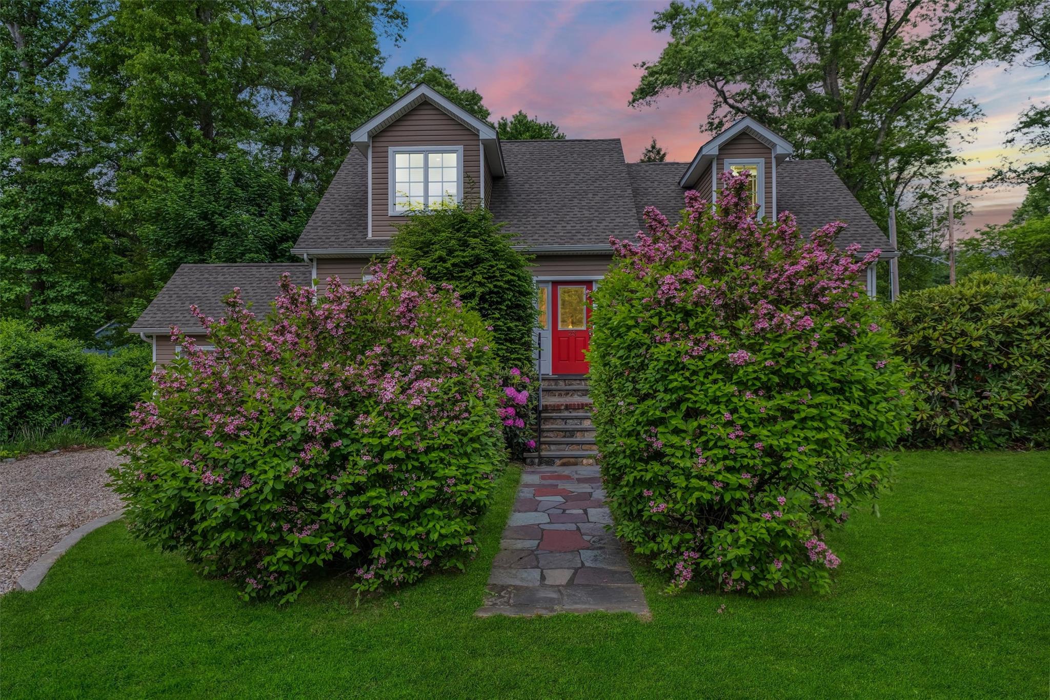 23 Brook Street, Putnam Valley, New York image 1