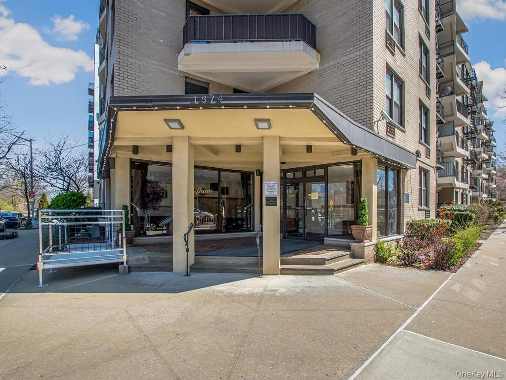 Photo of 1874 Pelham Parkway S #2P, Bronx, NY 10461 (MLS # 1045112)