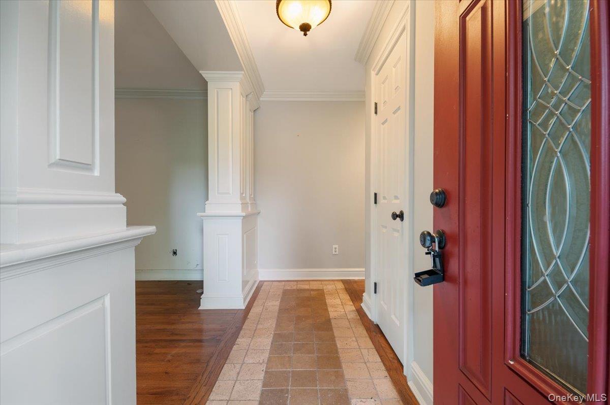 101 Red Oak Court