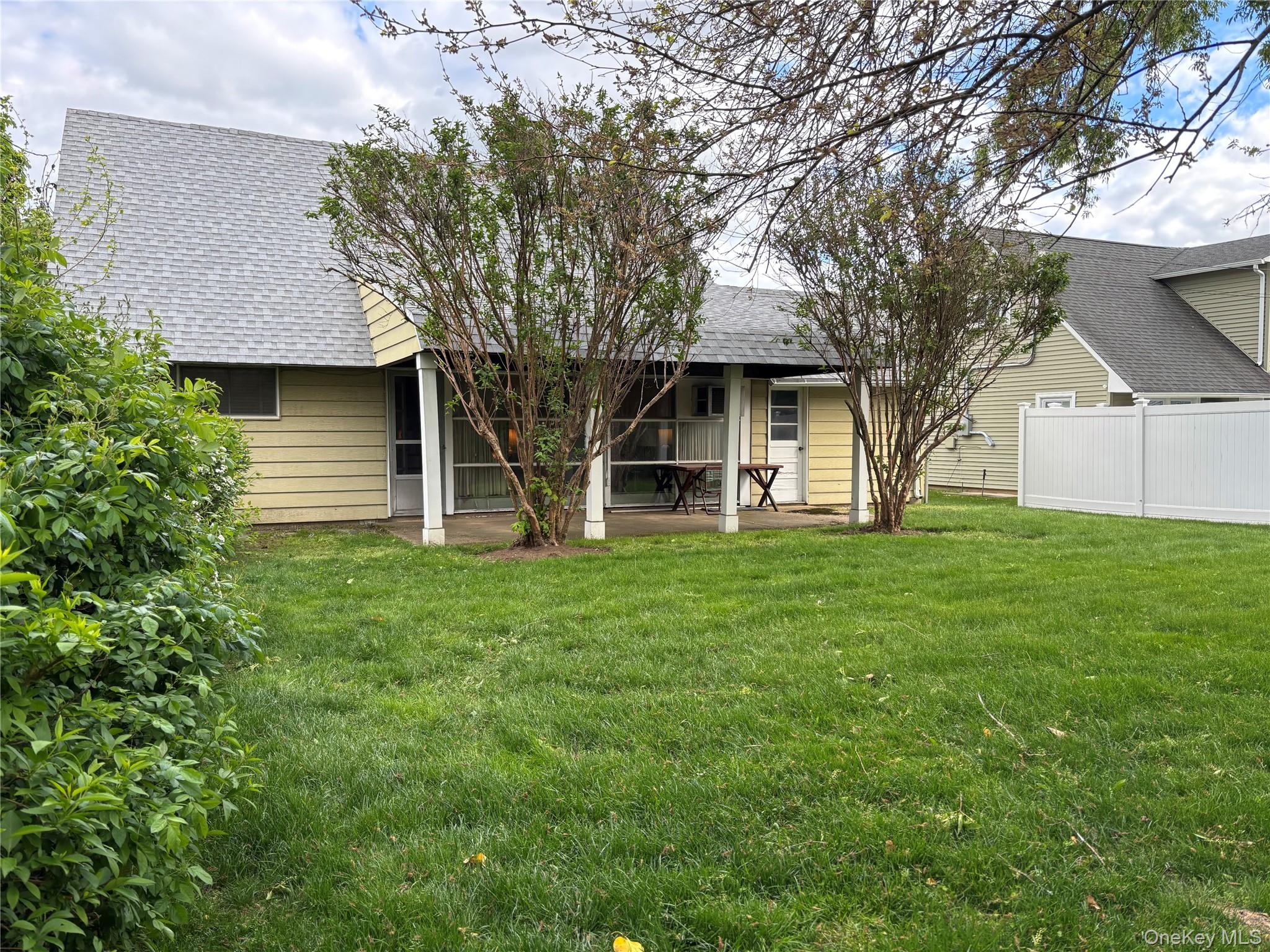 18 Polo Lane