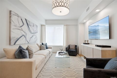 218 Middle Neck Road 107 Great Neck NY 11021