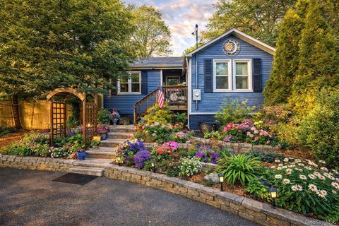 33 Park Drive Rocky Point NY 11778