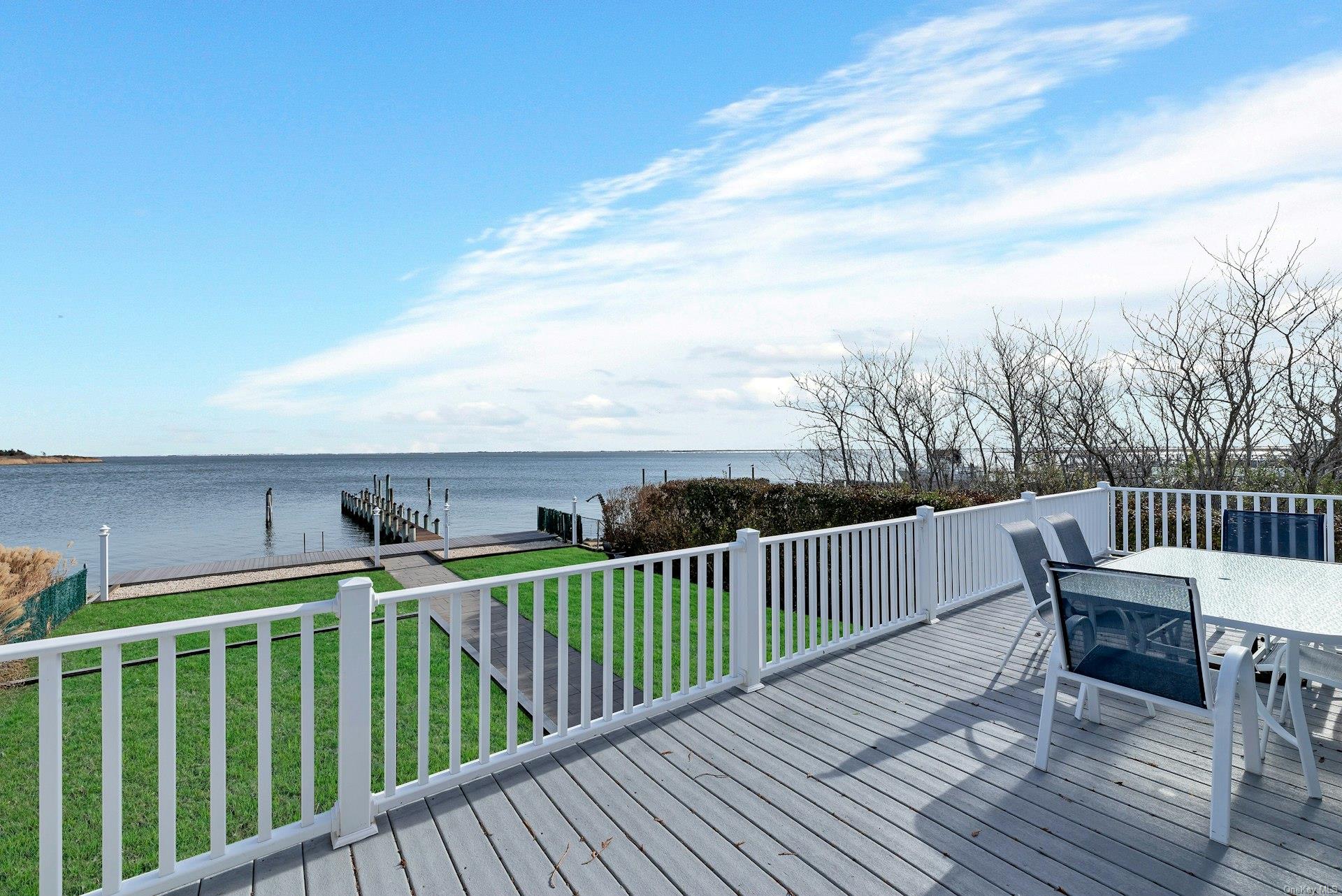 51 Oceanview Drive, Mastic Beach, New York image 14