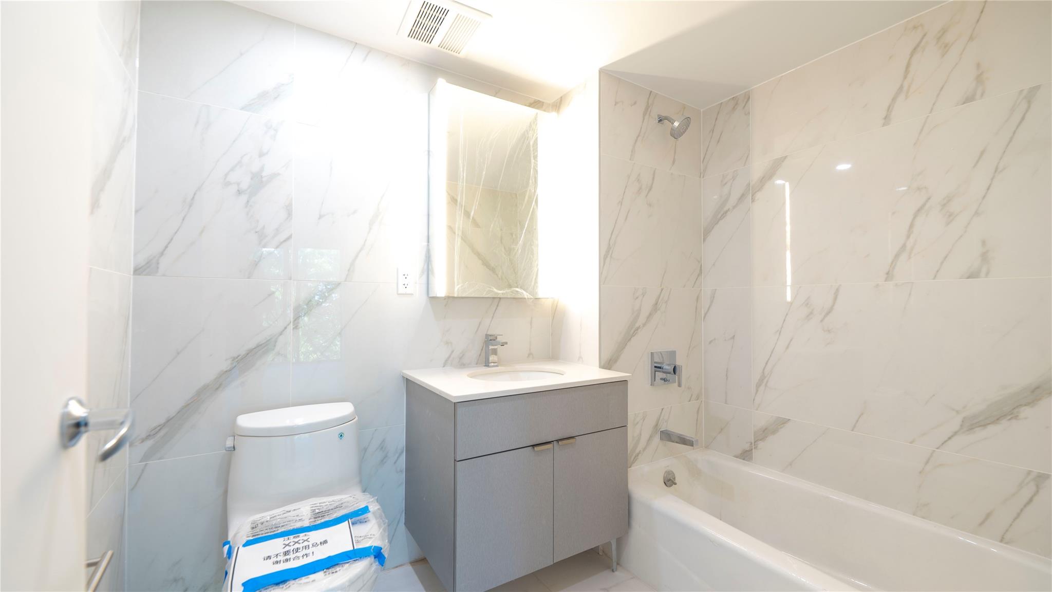 136-80 41 Avenue #5B, Flushing, New York image 4