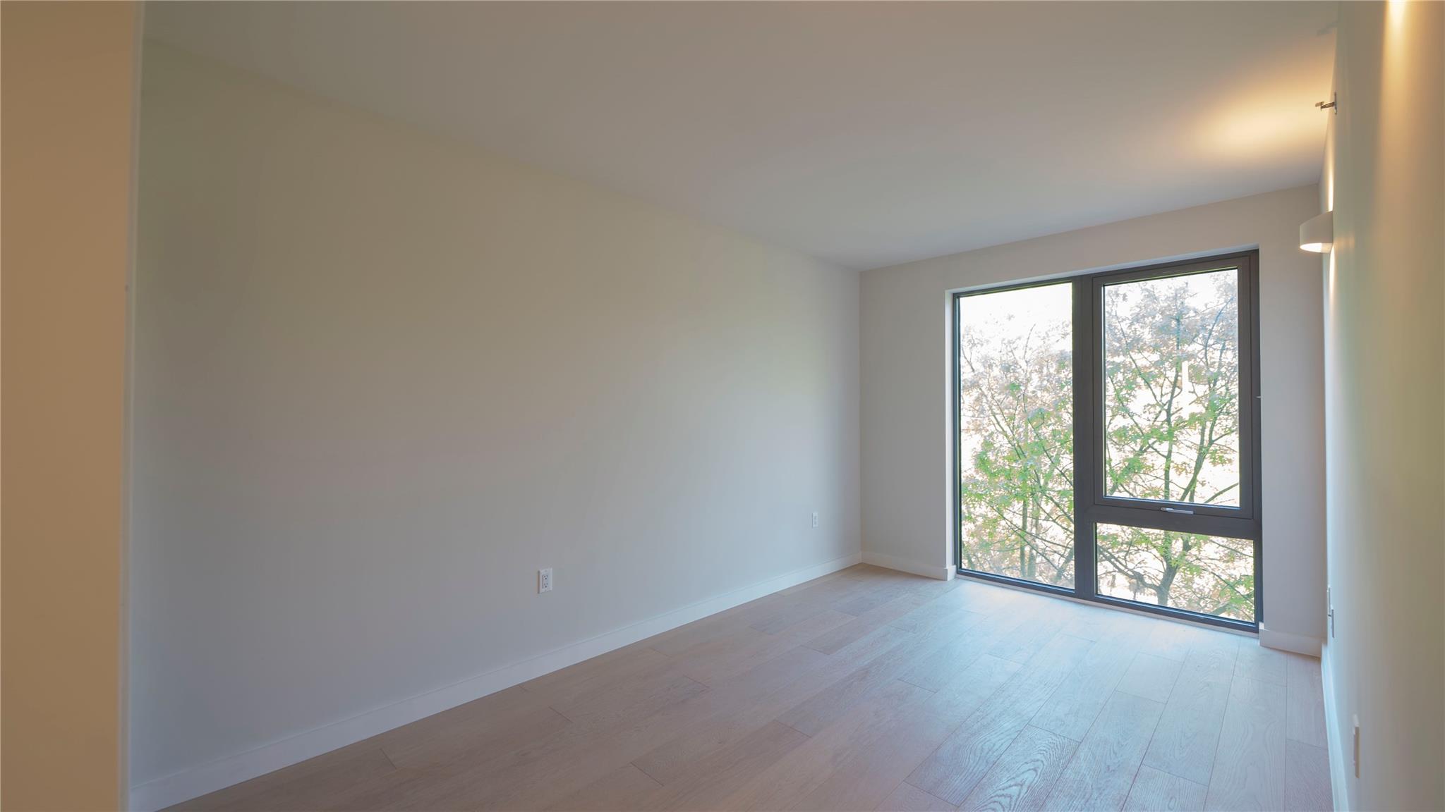 136-80 41 Avenue #5B, Flushing, New York image 3