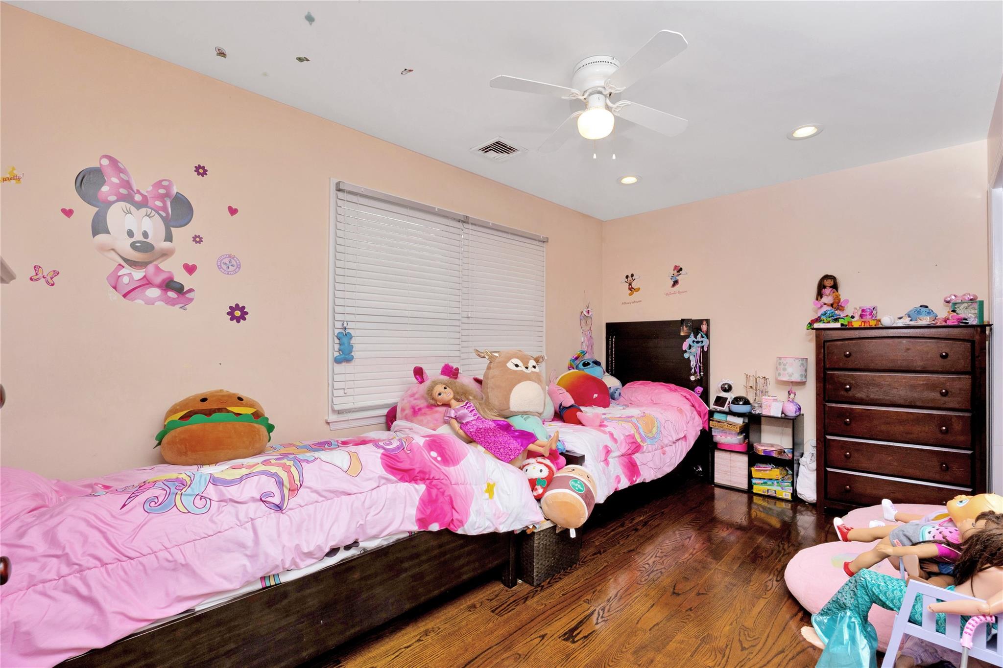 518 Farmranch Road, Bethpage, New York image 22