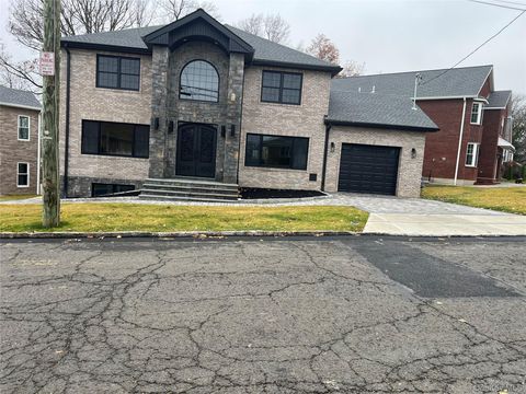 19 Sunlight Hill Yonkers NY 10704