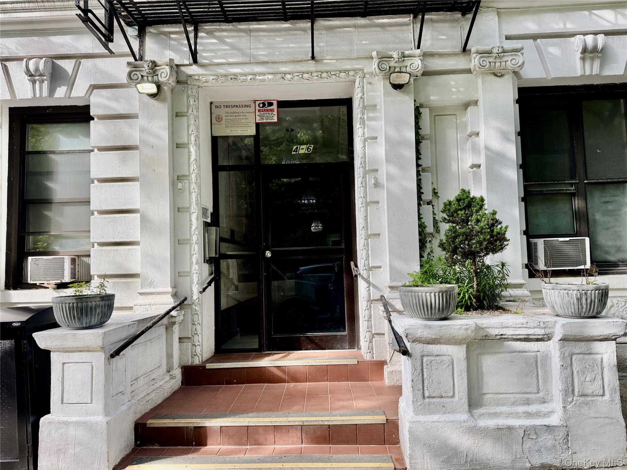 4-6 West 105th st #5b
