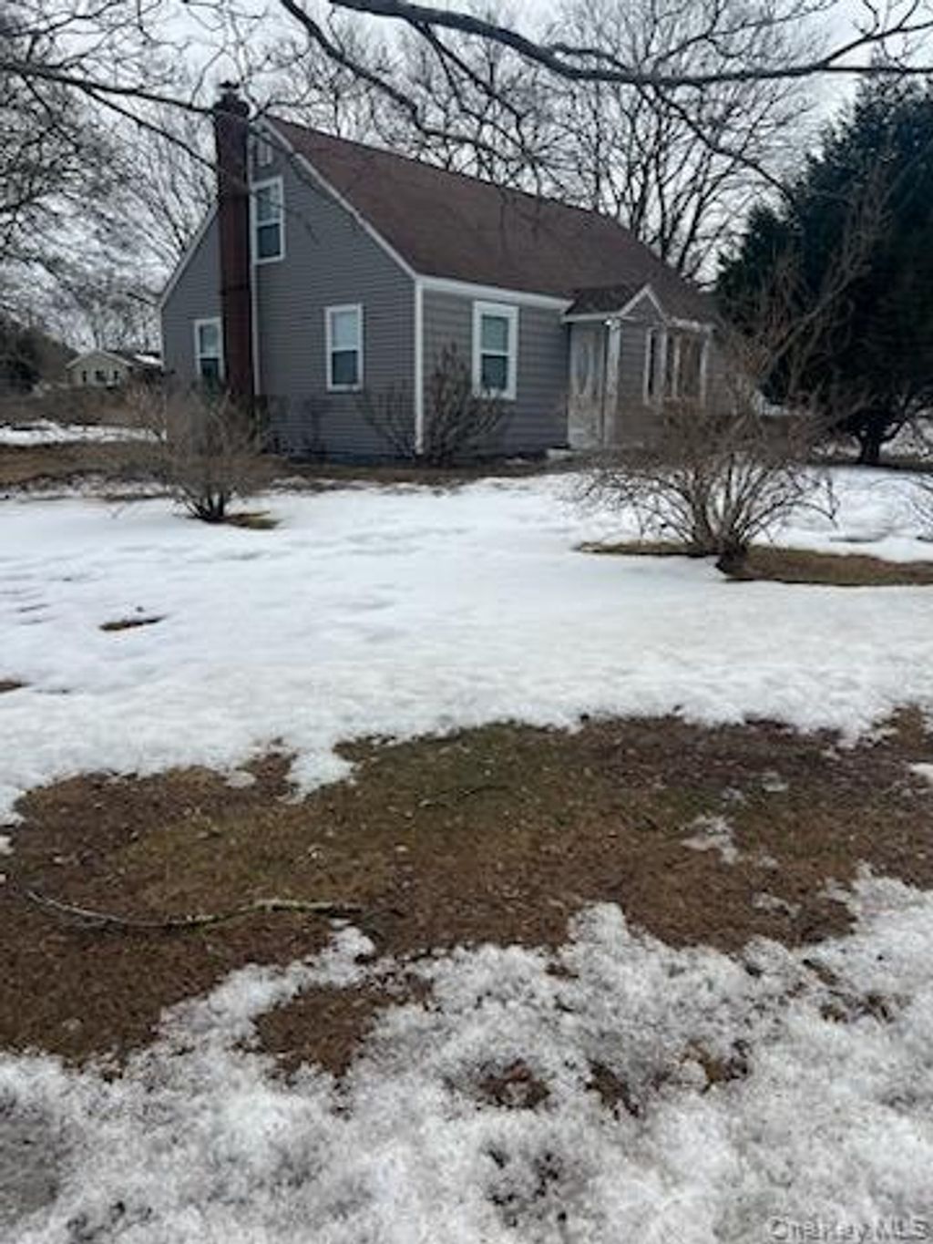 Photo of 118 Patchogue-Yaphank Road, East Patchogue, NY 11772 (MLS # 963381)