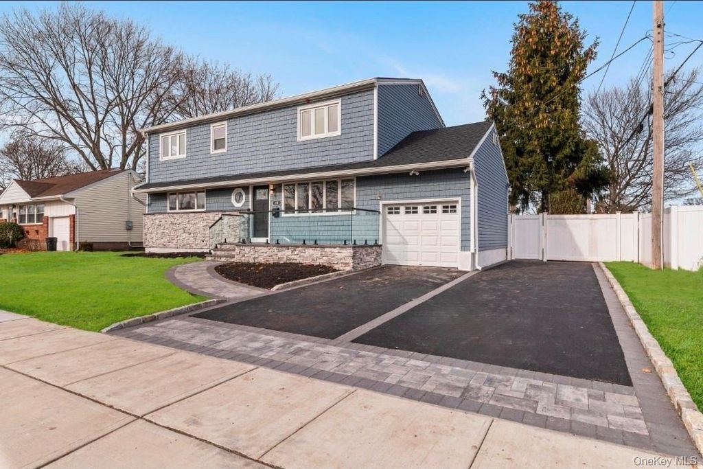 Photo of 19 Hicks Avenue, Syosset, NY 11791 (MLS # 940951)