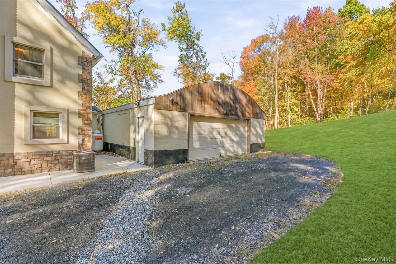 165 E Dorsey Lane