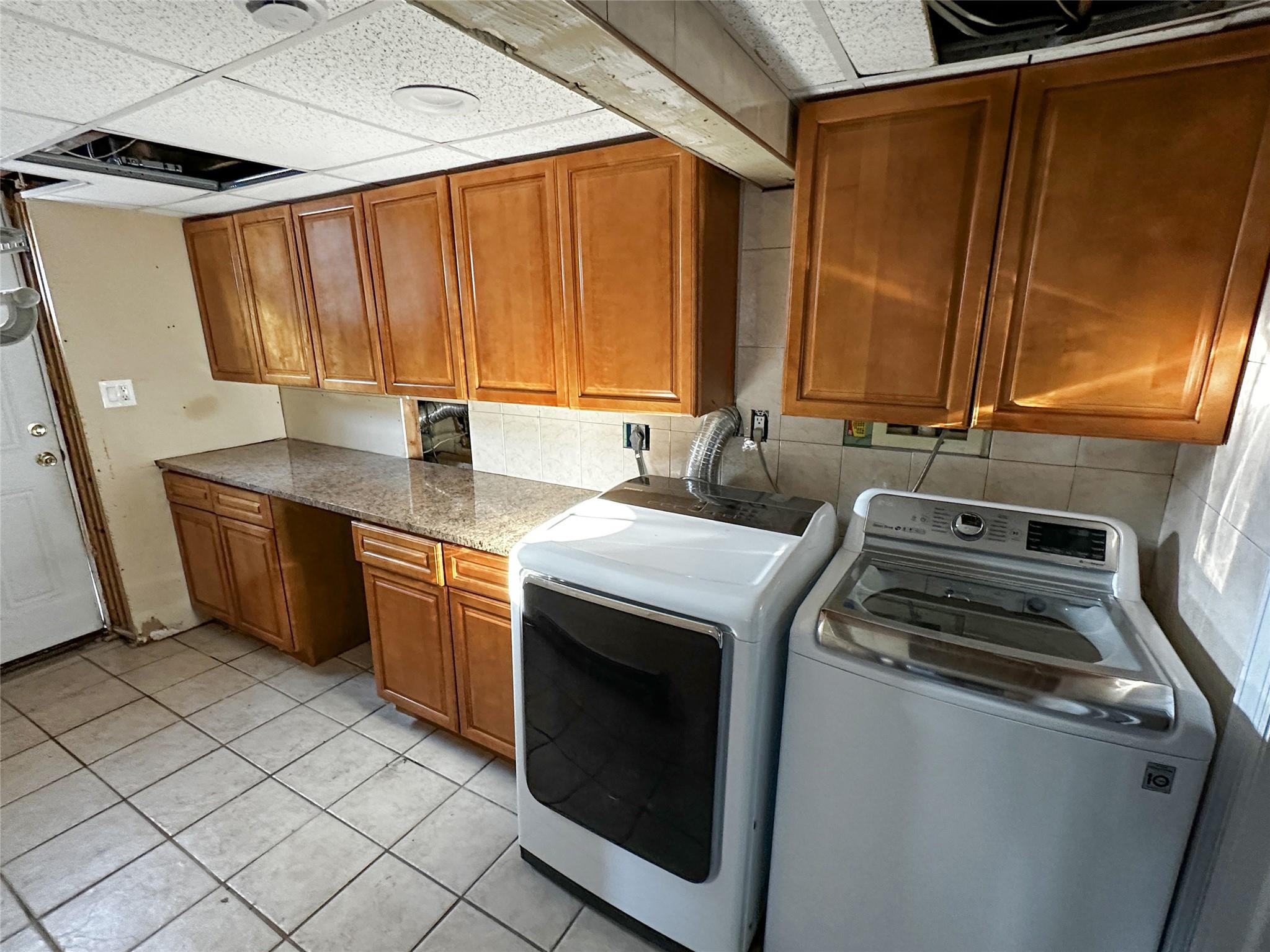 18 Jones Court, Massapequa Park, New York image 11