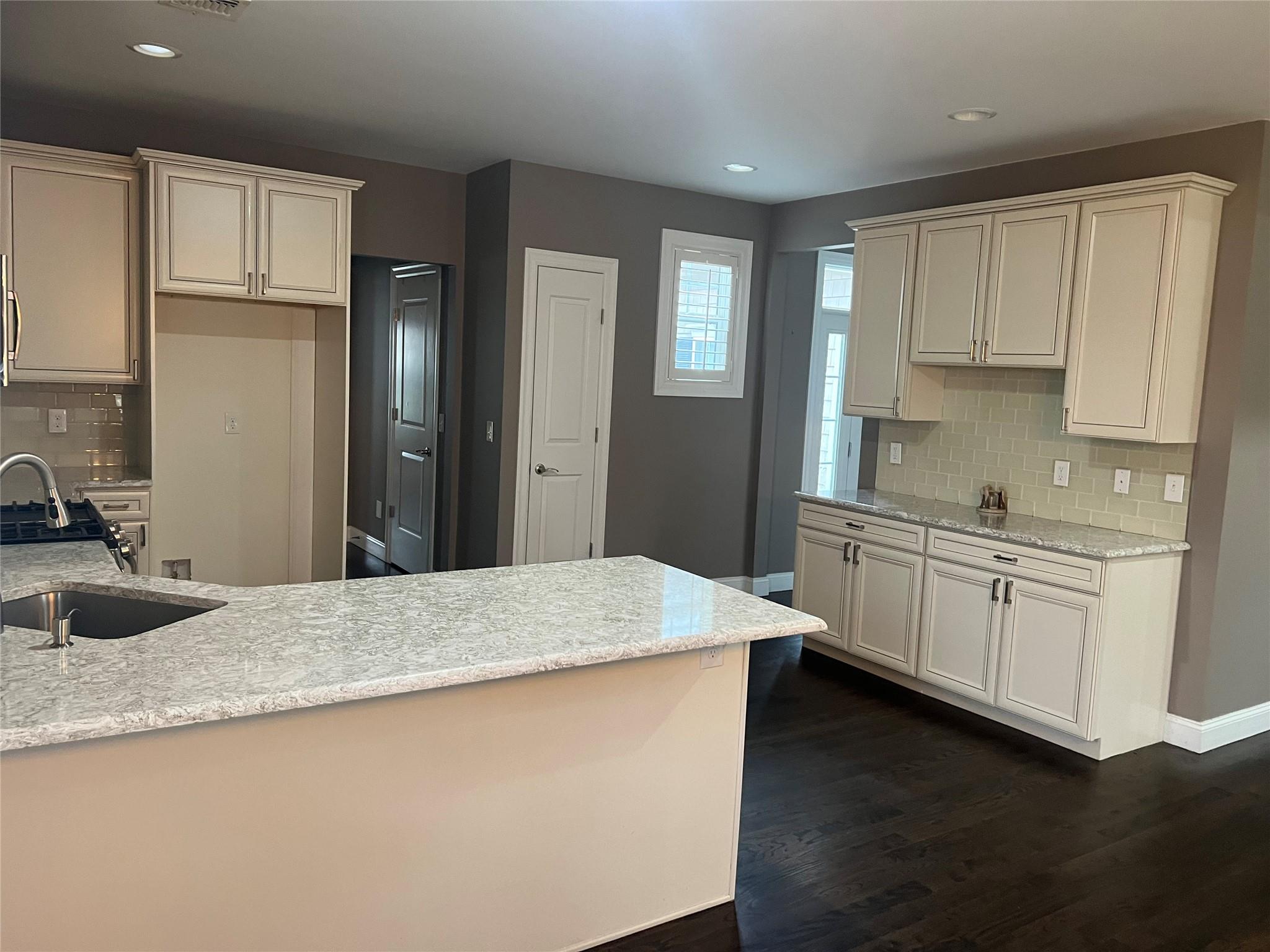 7 Hampton Court Drive, Eastport, New York image 12