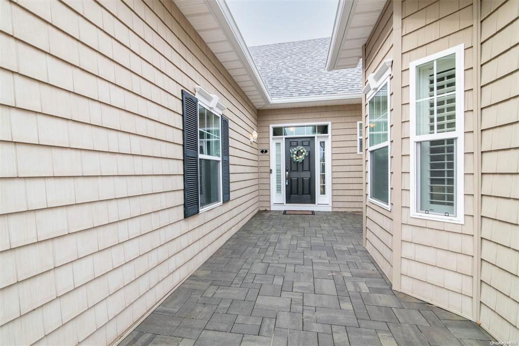 7 Hampton Court Drive, Eastport, New York image 4