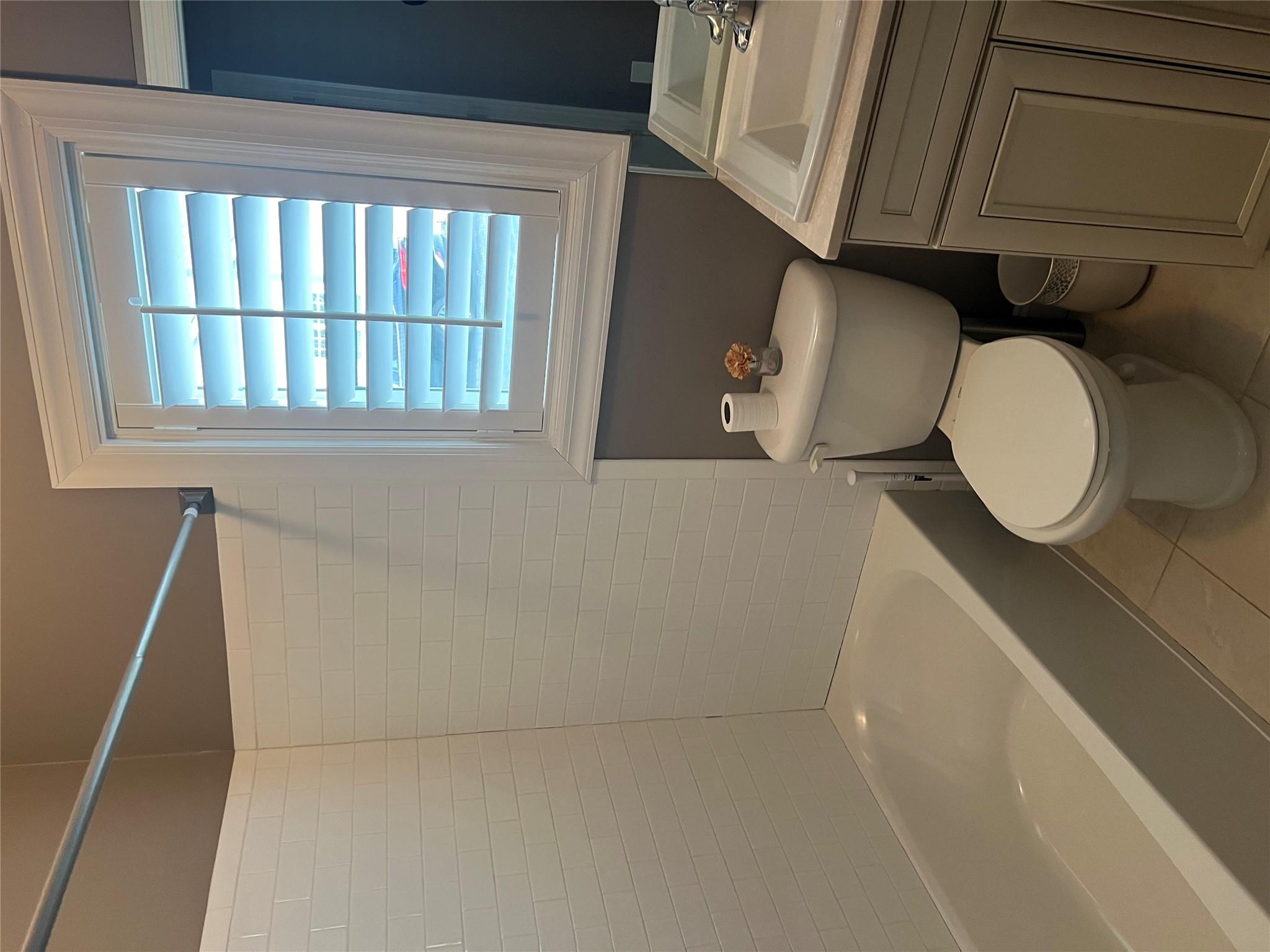 7 Hampton Court Drive, Eastport, New York image 10
