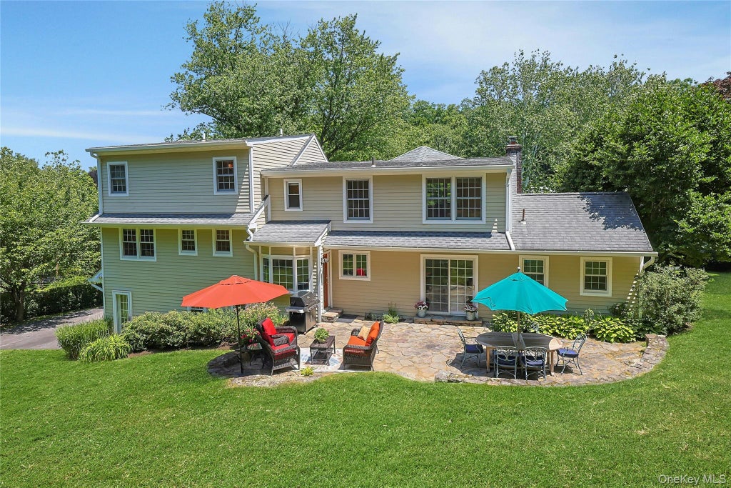 Photo of 22 Garey Drive, Chappaqua, NY 10514 (MLS # 1020797)