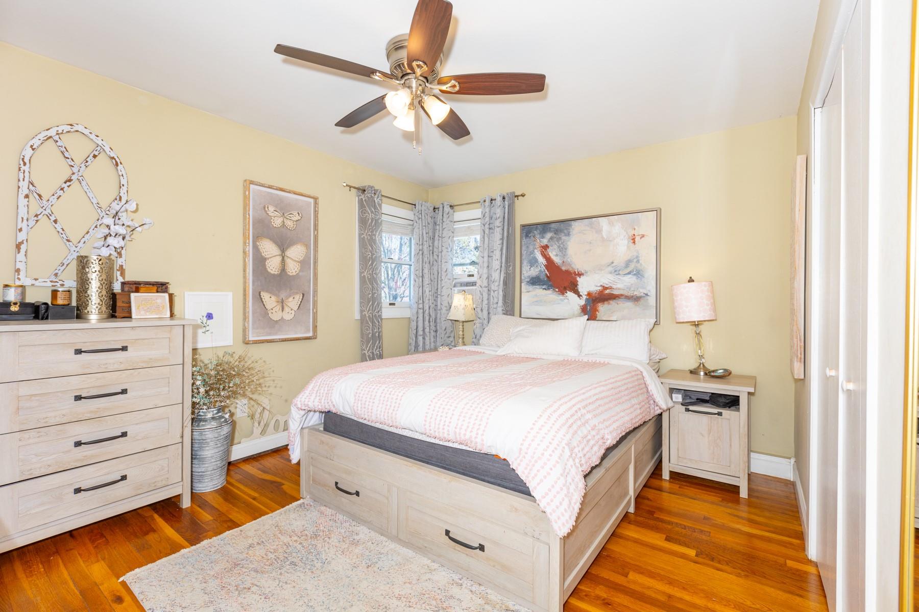 33 N Community Road, Bay Shore, New York image 15