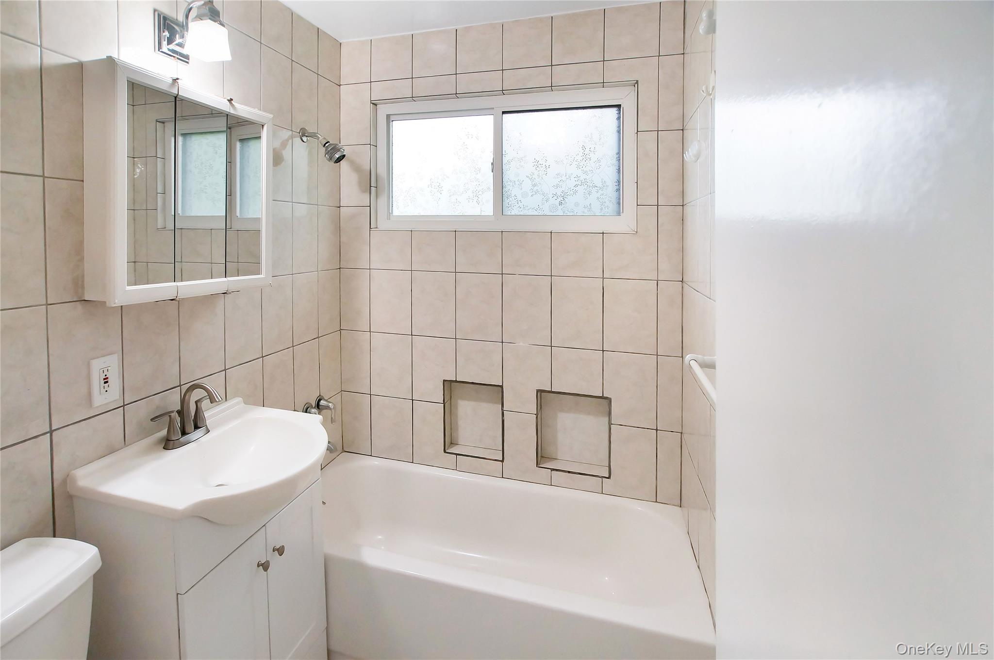 114 Lynncliff Road 114 Lynncliff Road