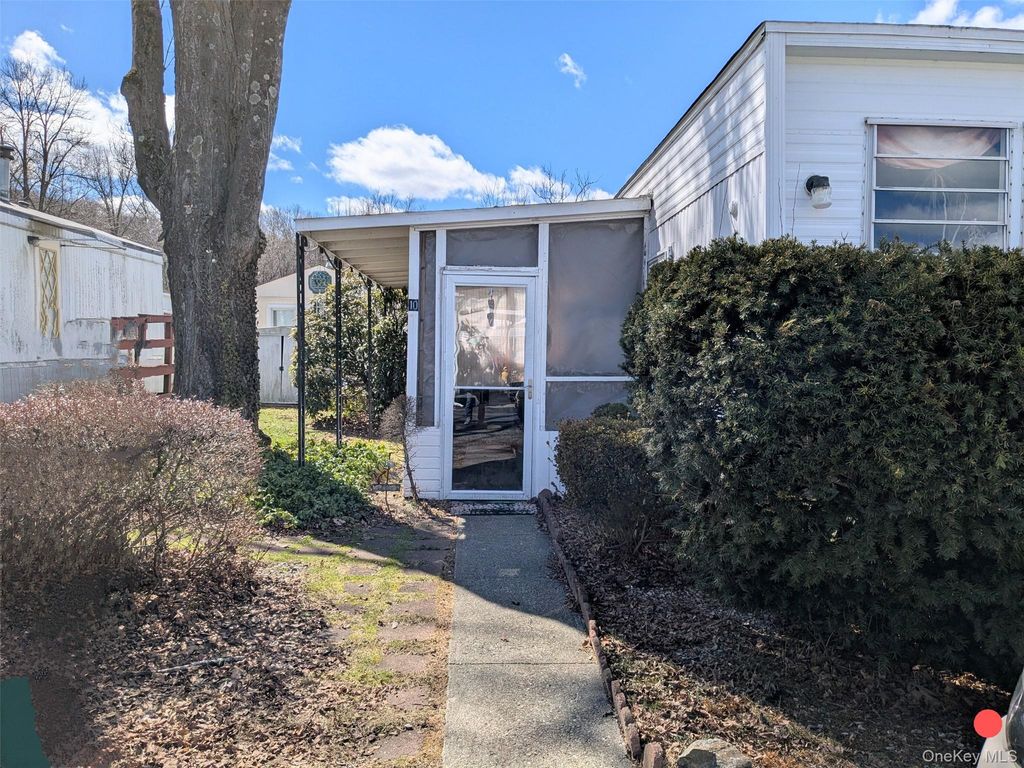 Photo of 10 Treeline Circle #10, Cold Spring, NY 10516 (MLS # 966557)
