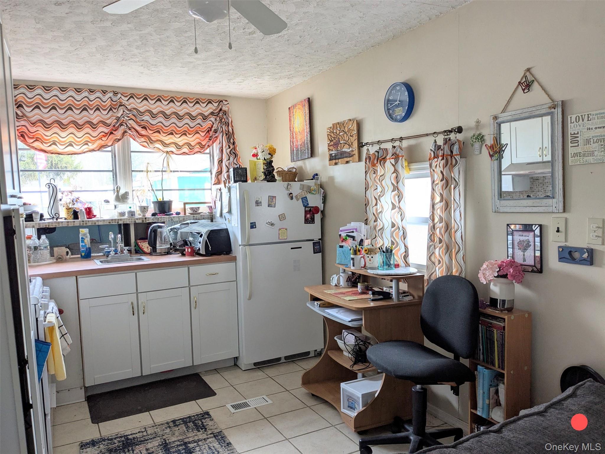 10 Treeline Circle 10