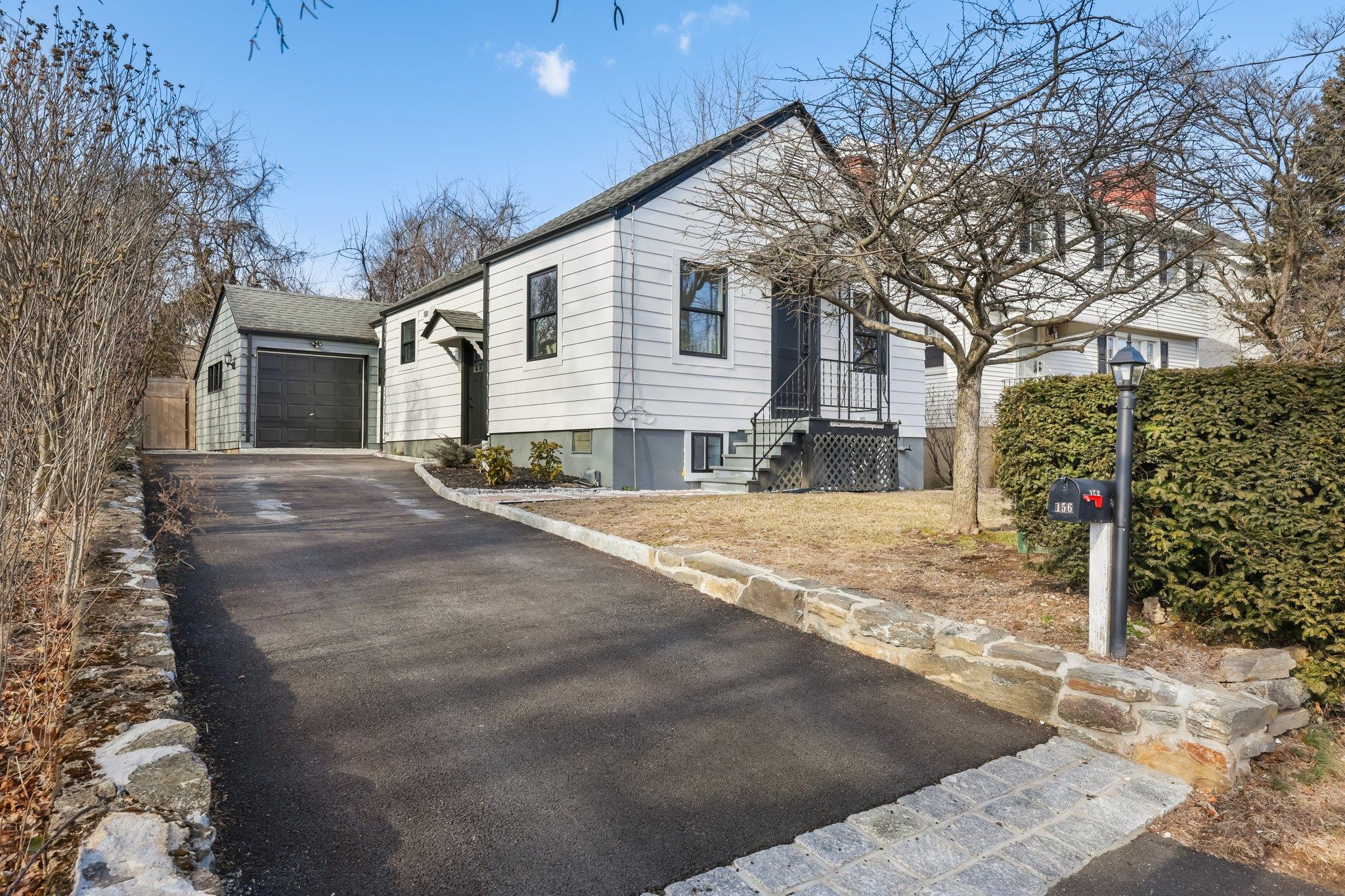 154 Henry Street, Greenwich, Connecticut image 18