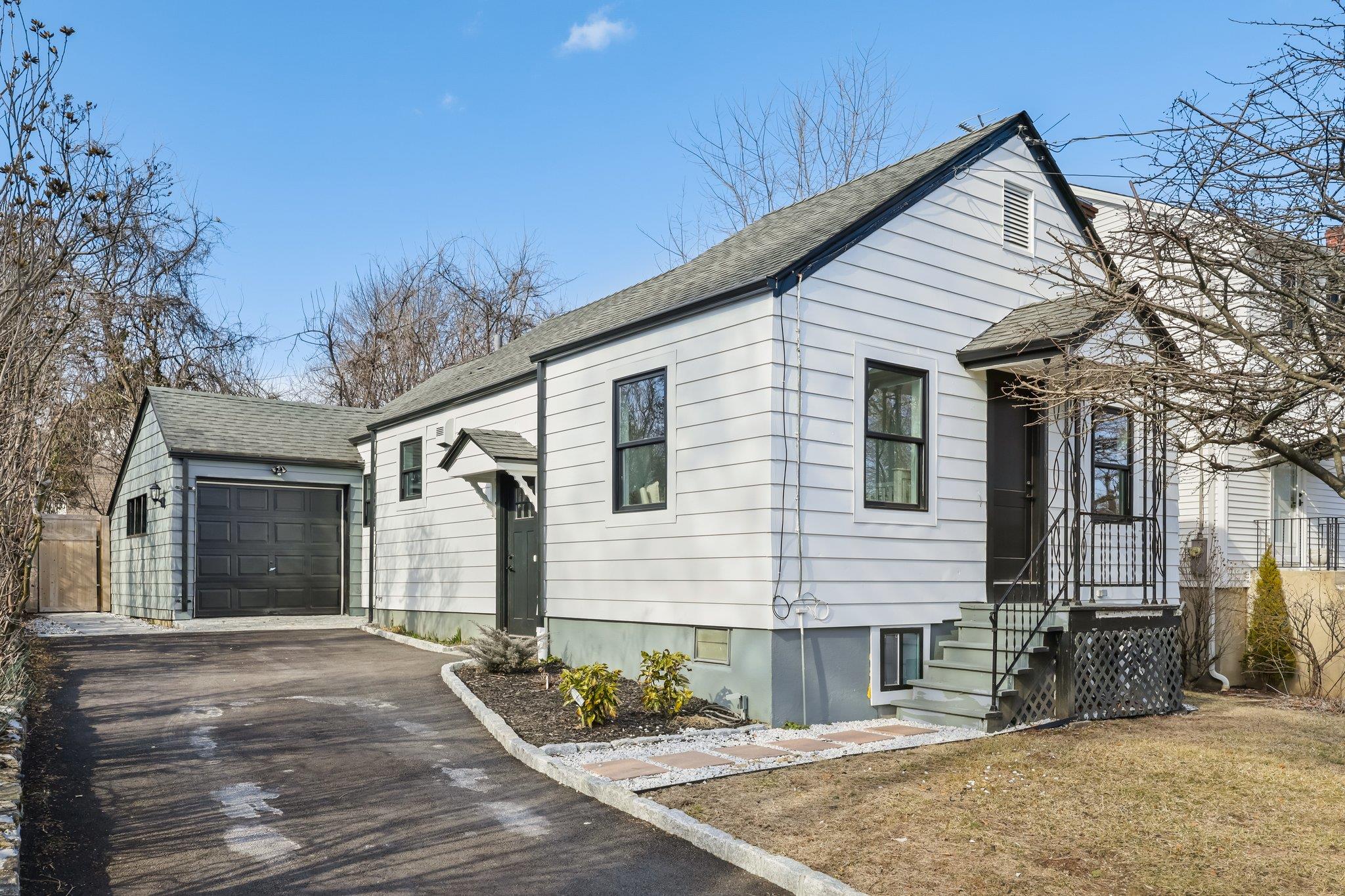 154 Henry Street, Greenwich, Connecticut image 1