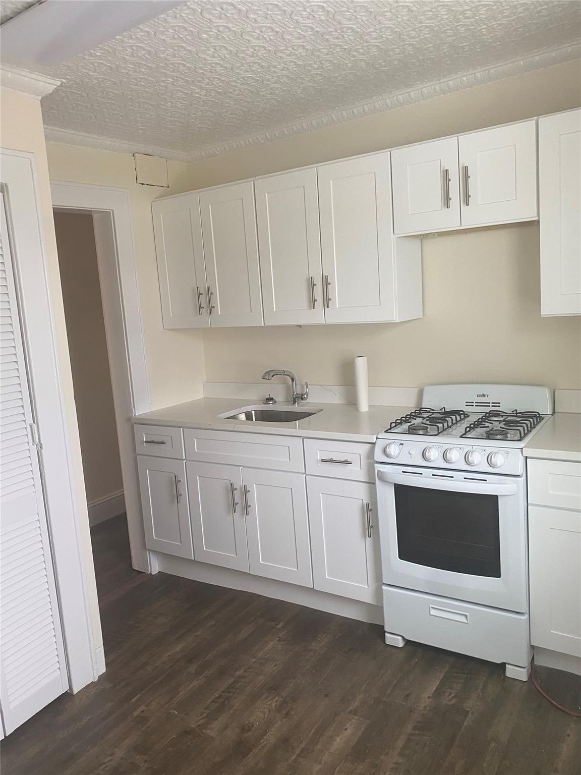 Long Beach, New York 11561, United States, 1 Bedroom Bedrooms, ,1 BathroomBathrooms,Residential,Active,129498