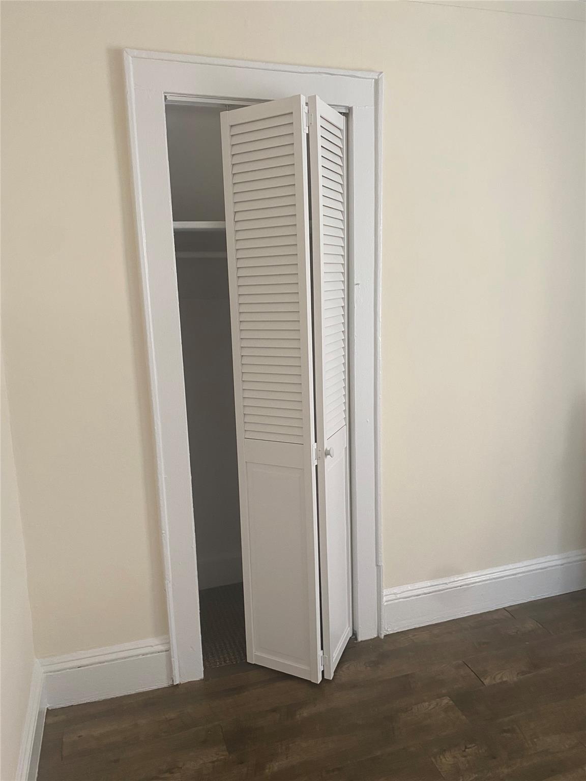 Long Beach, New York 11561, United States, 1 Bedroom Bedrooms, ,1 BathroomBathrooms,Residential,Active,129498