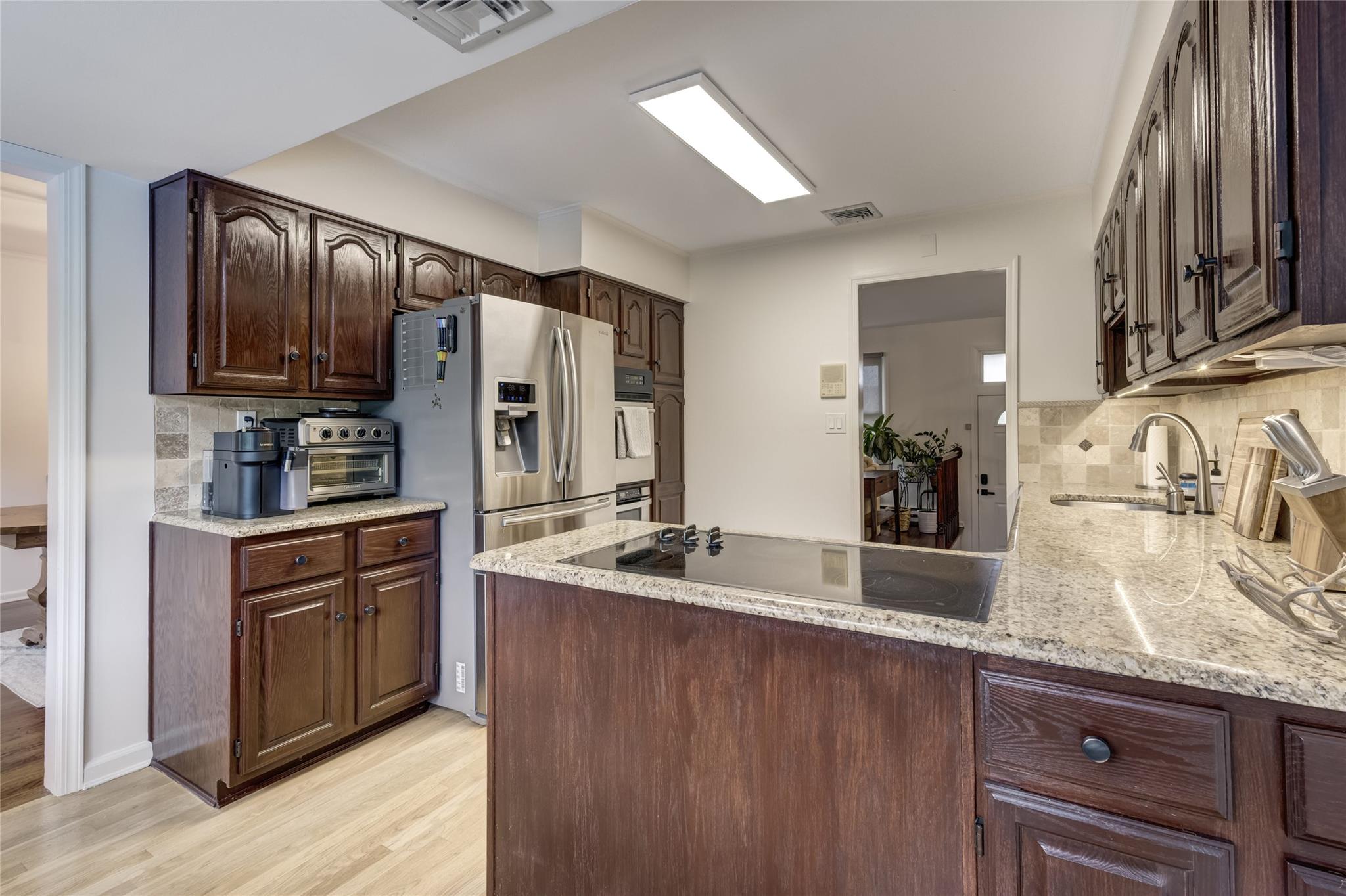 1153 Sheldon Drive, Westbury, New York image 11