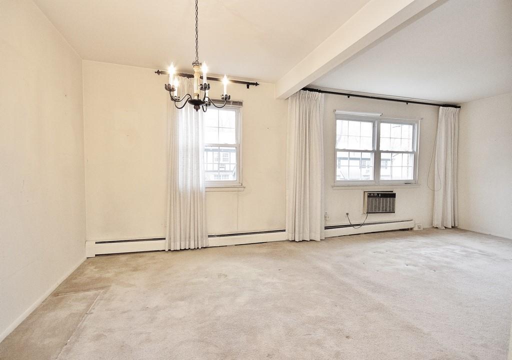 97 Parkside Drive, Suffern, New York image 4