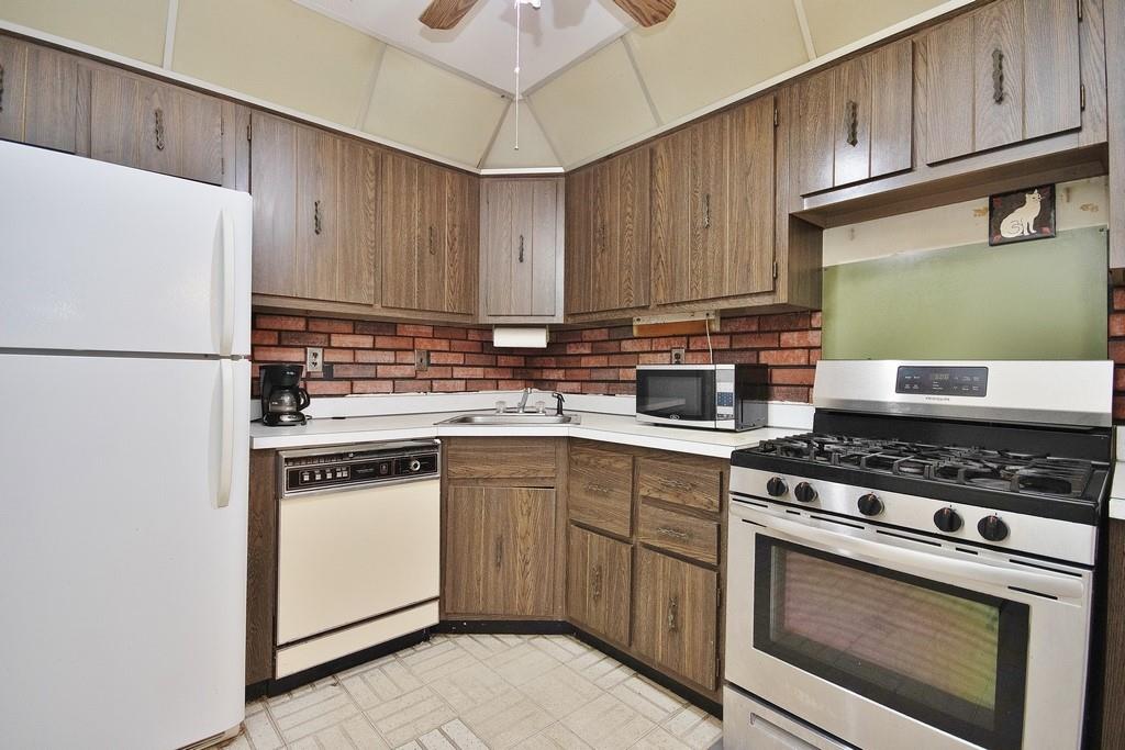 97 Parkside Drive, Suffern, New York image 7