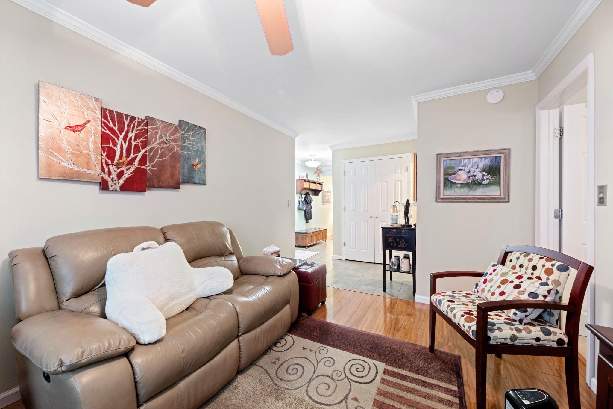 7 Knightsbridge #J, Poughkeepsie, New York image 4