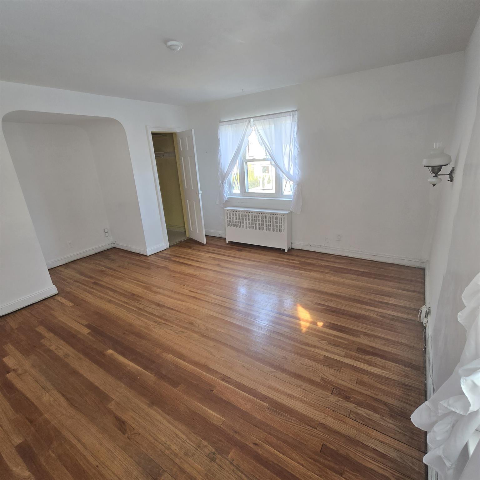 7810 222nd Street, Oakland Gardens, New York image 13