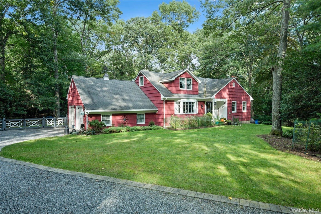 Photo of 9 Circle Drive, Shoreham, NY 11786 (MLS # 1058507)