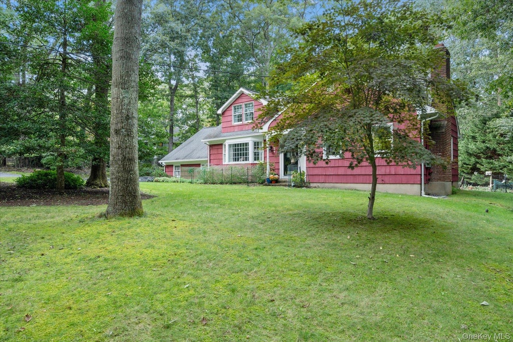 Photo of 9 Circle Drive, Shoreham, NY 11786 (MLS # 1058507)