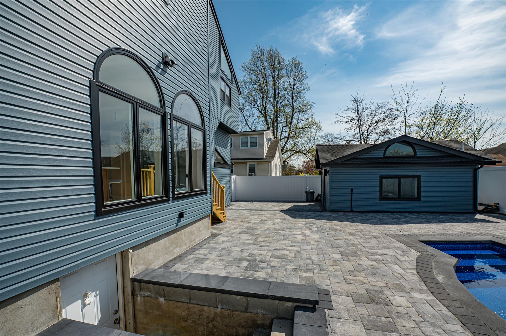 2726 Clarendon Avenue, Bellmore, New York image 34