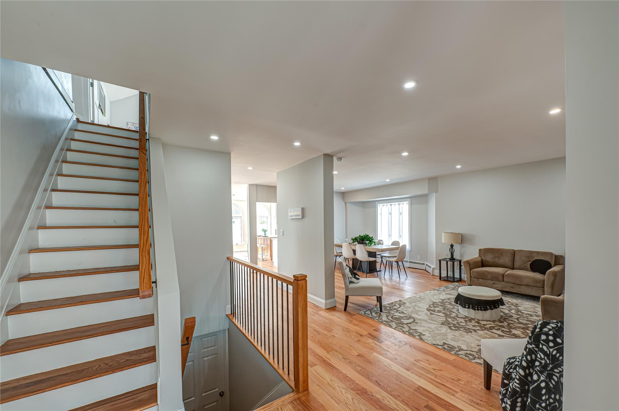 2726 Clarendon Avenue, Bellmore, New York image 9