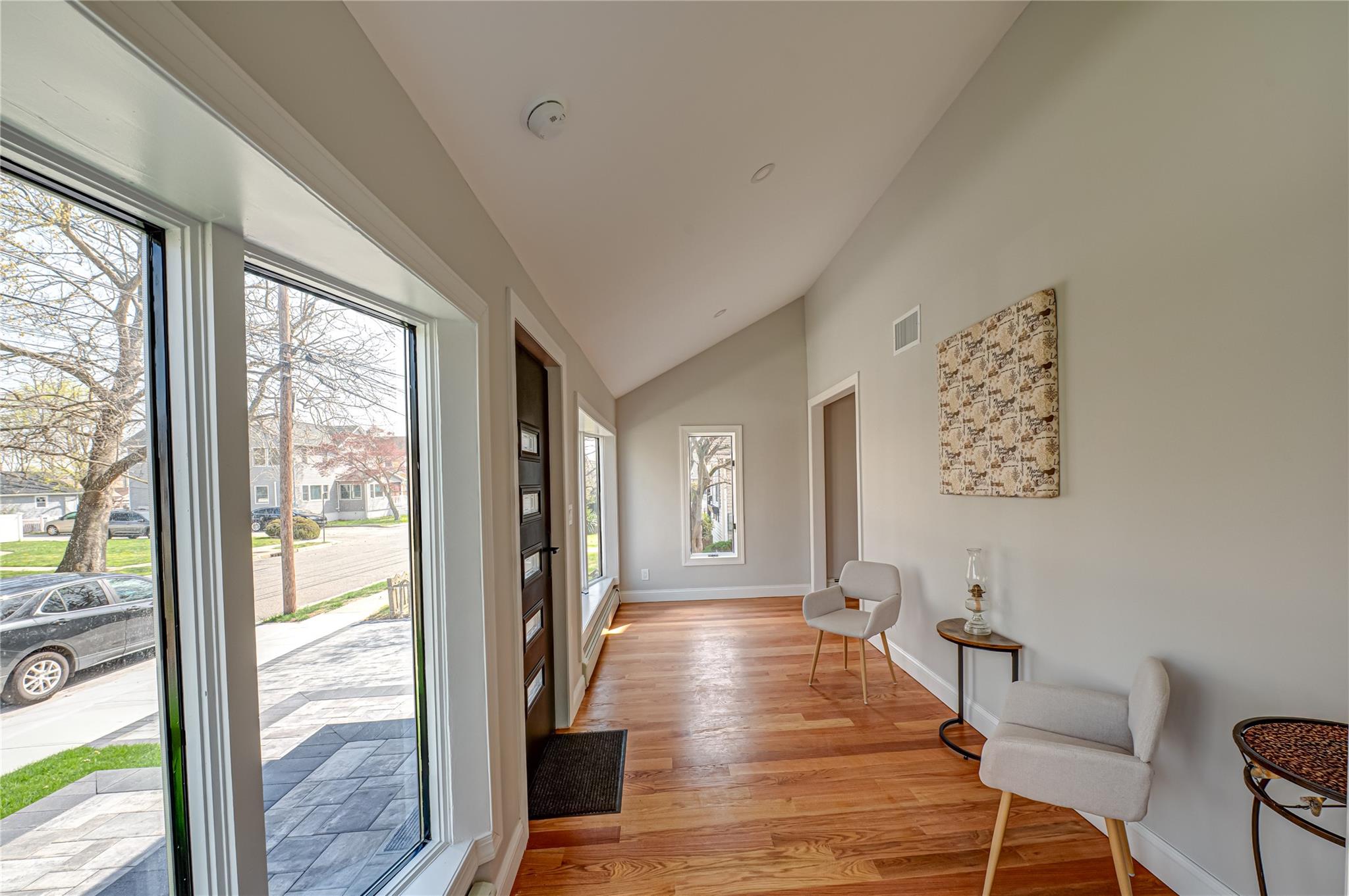 2726 Clarendon Avenue, Bellmore, New York image 8