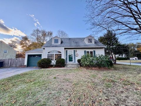 1 Abbie Lane Hyde Park NY 12538