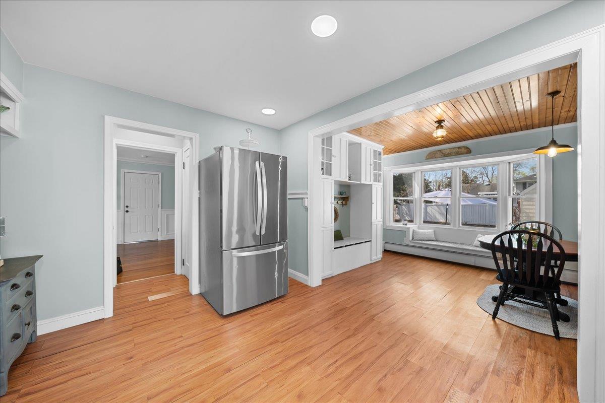 26 Seafield Lane, Bay Shore, New York image 16