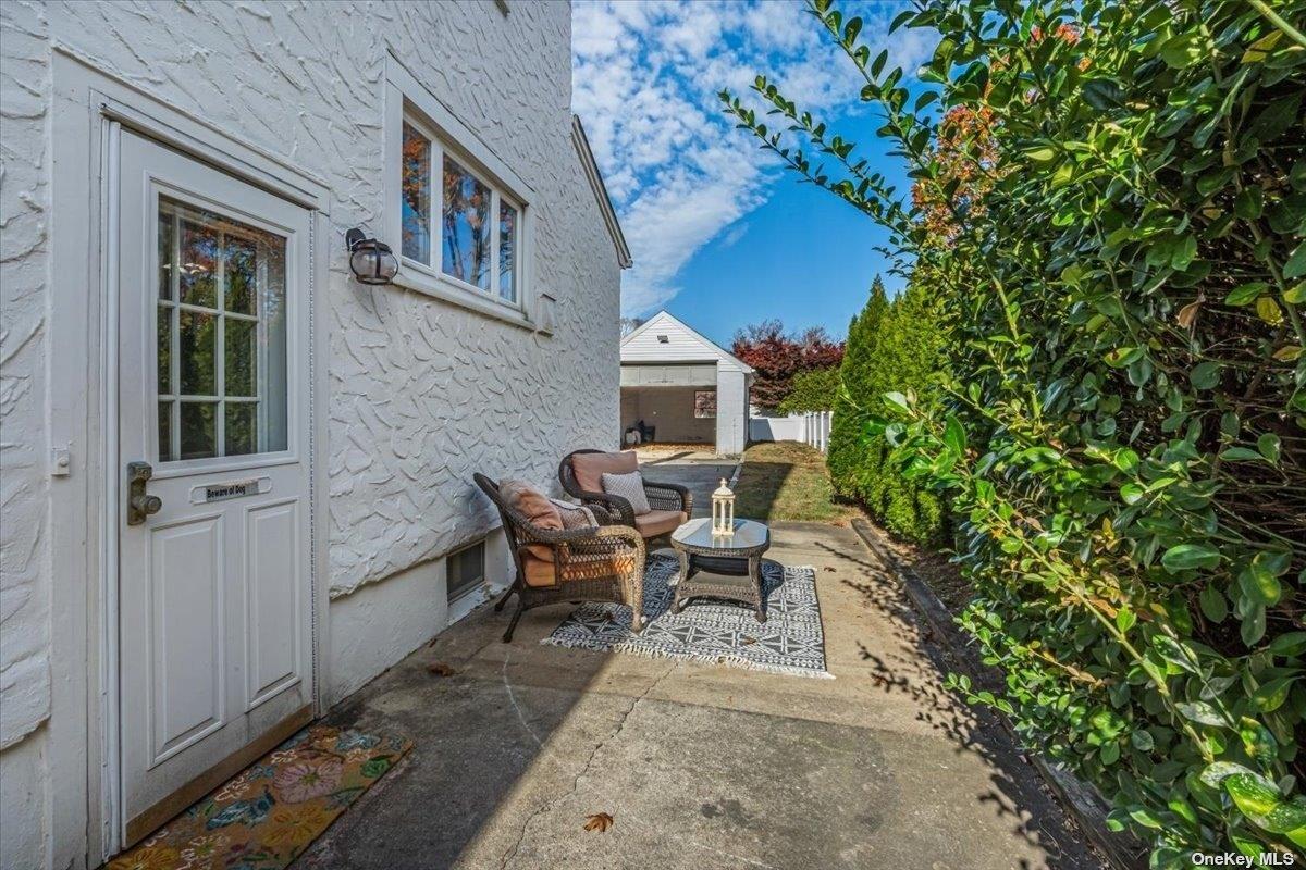 Port Washington, New York 11050, United States, 3 Bedrooms Bedrooms, ,1 BathroomBathrooms,Residential,Active,85541